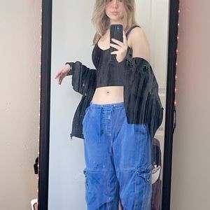 Meet your Posher, Ella